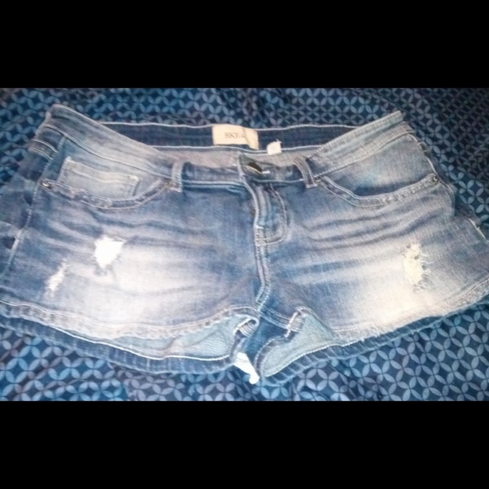 Authentic bke shorts size 30 like new condition